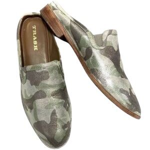Trask Womens 9 Metallic Camo Brazilian Leather Slip On Mule Shoe